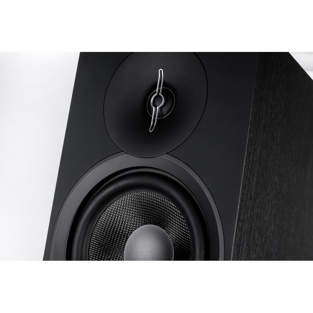 ELAC Debut 3.0 F6.3 gulvstående høyttalere - Demo - Par